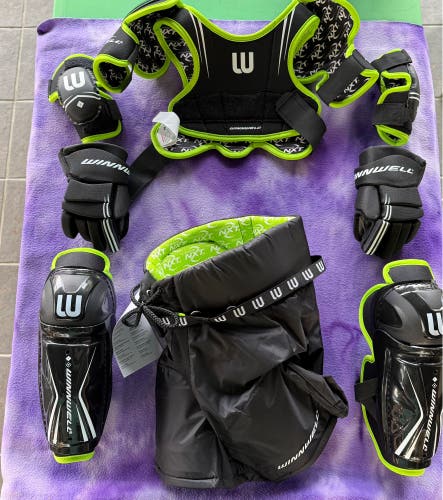 Youth Winnwell Starter Kit (New)