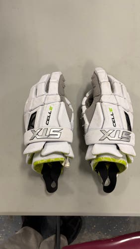 STX Cell vi Lacrosse Gloves (Used)