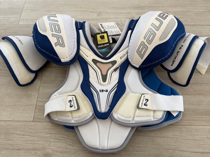 NEW Hockey Player Shoulder Pads (BAUER)