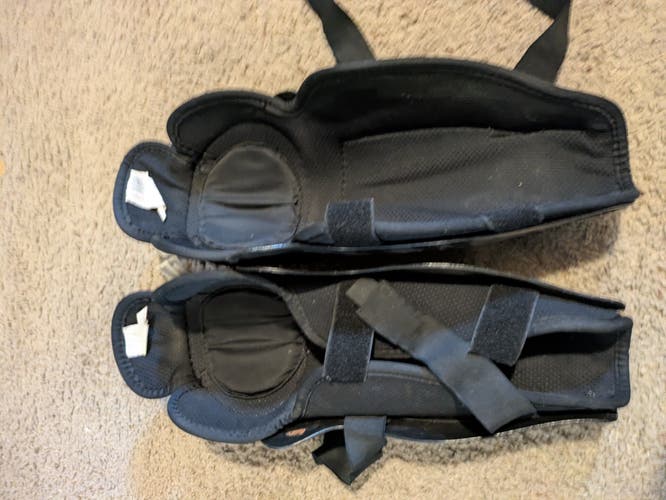 Senior Jofa 14" Shin Pads (Used)