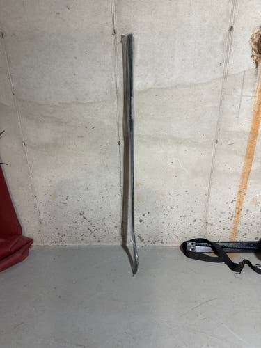 Youth ProBlackout Left Hand Hockey Stick P28 30 Flex (New)