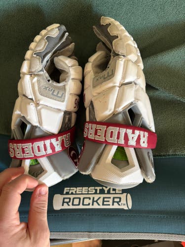 Maverik Max Lacrosse Gloves (Used)
