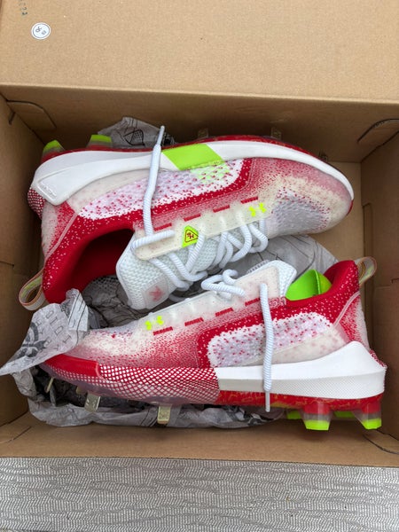 Red Men's Size M 9.5 (W 10.5) Under Armour Harper 6 Low Top Metal (New)