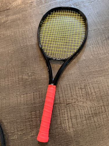 2022 YONEX Ezone 100
