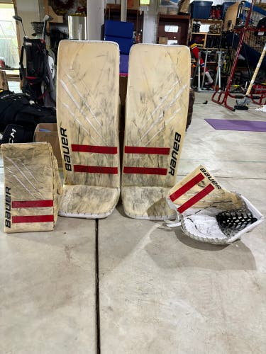 Large Bauer Hyperlite Goalie Leg Pads (Used)