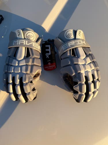 Maverik MX Lacrosse Gloves (New)