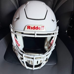 Adult Medium Riddell SpeedFlex Helmet (New)