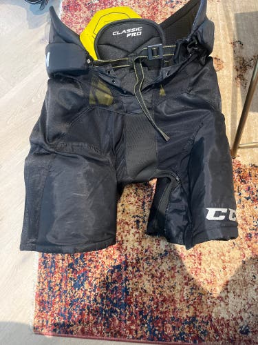 Men's Senior Large CCM Tacks Classic Pro Hockey Pants (Used)