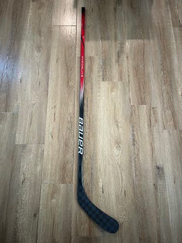 Senior Bauer Vapor Hyperlite 2 Left Hand Hockey Stick P92 77 Flex (Used)
