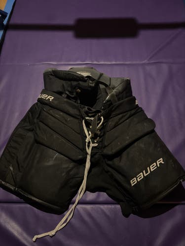 Senior Medium Bauer Pro Hockey Goalie Pants (Used)