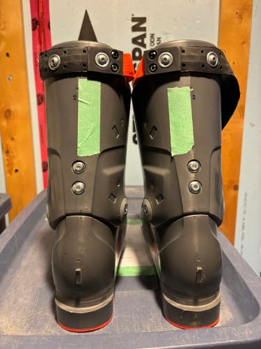 World Cup Rossignol Ski Boots, 27.5 ZC used once (Used)