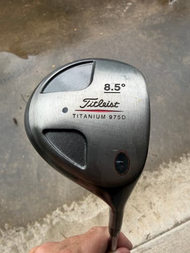 Men's Titleist 975 D Right Handed Driver Stiff Flex 8.5 Loft (Used)