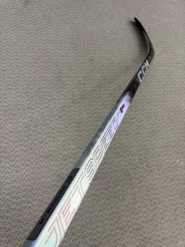 Senior CCM JetSpeed FT8 Pro Right Handed Hockey Stick P29 80 Flex (New)