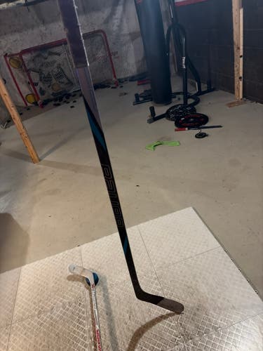 Intermediate Bauer Nexus Tracer Left Hand Hockey Stick P92 55 Flex (Used)