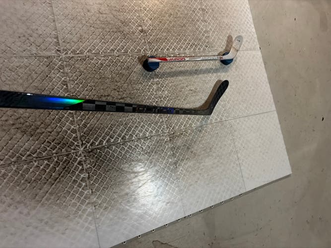 Junior Bauer Nexus Sync Left Hand Hockey Stick P28 50 Flex (Used)
