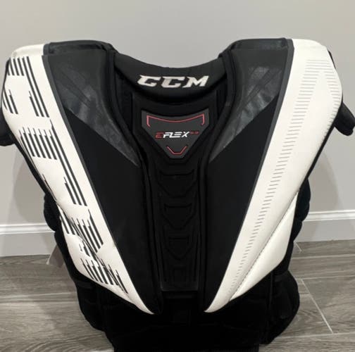 Large 2023 CCM EFlex 5.9 Goalie Chest Protector (Used)