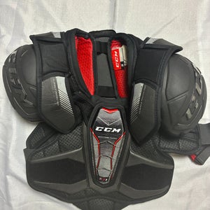 CCM JetSpeed FT1 Shoulder Pads, Men's Senior Small (Used)
