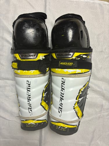 Intermediate Bauer Supreme 2S Pro 13" Shin Pads (Used)