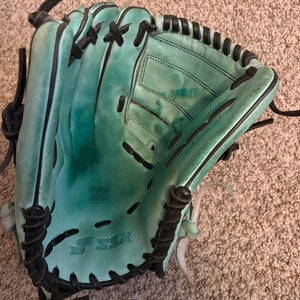 SSK z9 LH Pitcher's Baseball Glove 12" (Used)