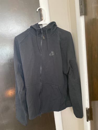 Black Men's Large Nike Sweatshirt