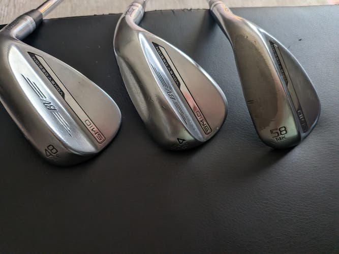 Men's Titleist Titleist Vokey SM10 Nickel Right Handed Wedge 54 Degree Steel Shaft (Used)