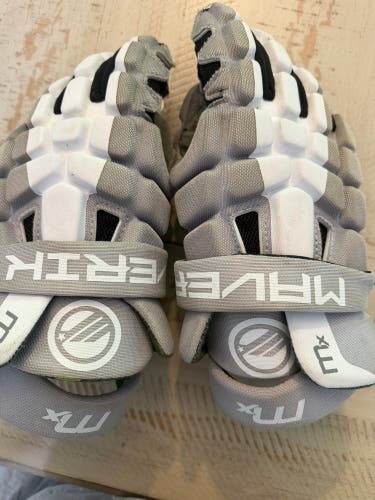 Maverik MX Lacrosse Gloves (Used)
