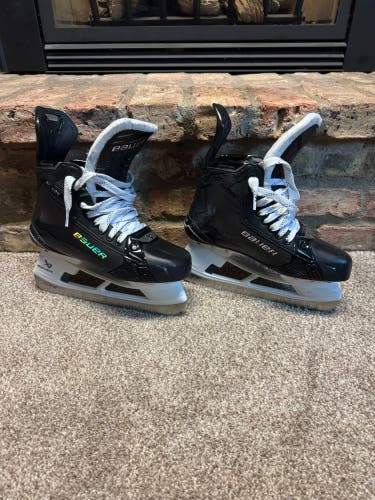 Bauer Supreme Shadow Hockey Skates Size 6 Fit 3