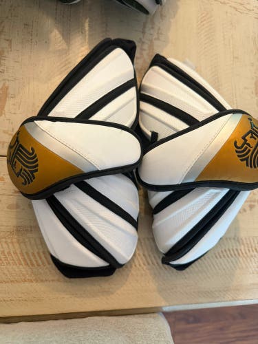 Brine King V Lacrosse Gloves (Used)