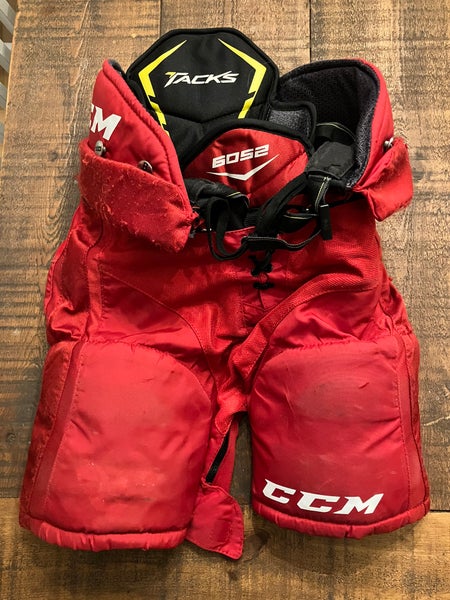 Junior Small CCM Tacks 6052 Hockey Pants (Used)