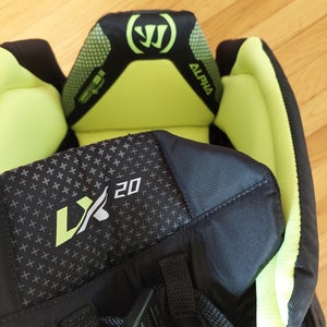Junior Small Warrior Alpha lx 20 Hockey Pants (New)