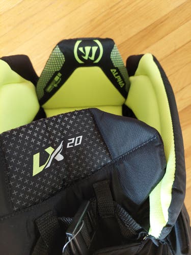 Junior Small Warrior Alpha lx 20 Hockey Pants (New)