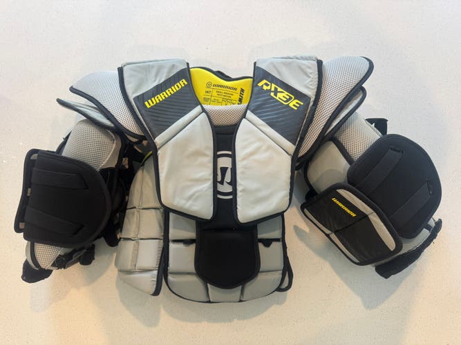 Small Warrior RX3E+ Goalie Chest Protector (Used)