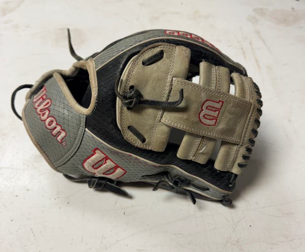 Wilson A2000 TA7 11.5” Infield Baseball Glove