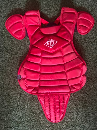 Diamond Catcher's Chest Protector (Used)