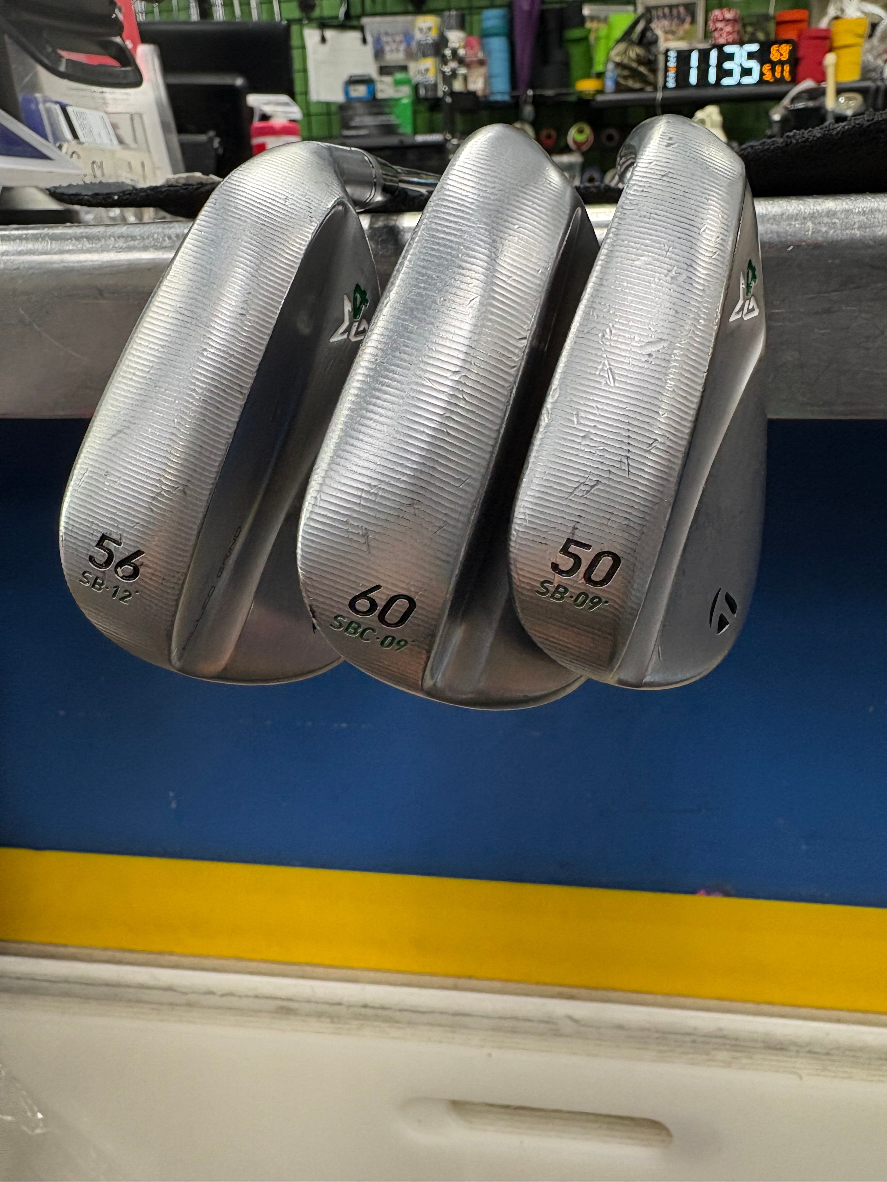 TaylorMade MG4 RAW Right Handed Wedge Set (50,56,60  display picture 1
