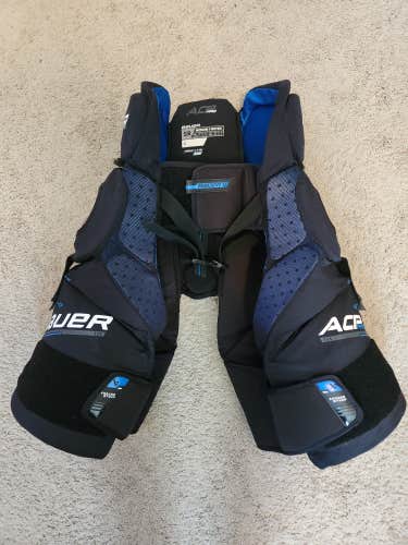 Medium Bauer Supreme ACP Pro Girdle (Used)