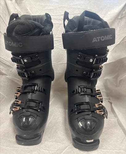 Mondo 23.5 Women's Atomic Hawx Magna 105 All Mountain Ski Boots Medium Flex (Used)