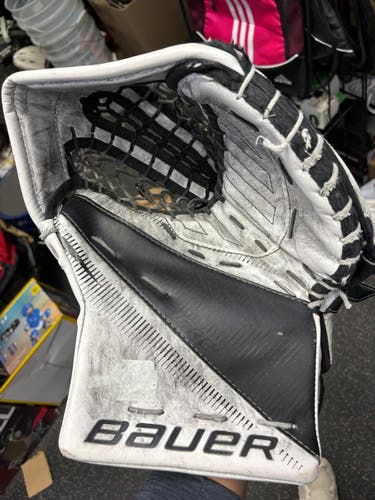 Bauer Supreme S29 Regular Catcher **USED**