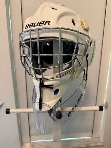 Junior Bauer 930 Goalie Mask (Used)
