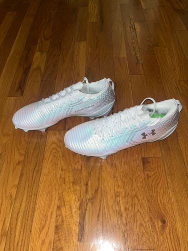 White Unisex Size 13.0 (W 14.0) Adult Under Armour Blur Pro Low Top (New)