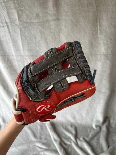 Red Rawlings Sure Catch RH Outfield Baseball Glove 11.5" (Used)