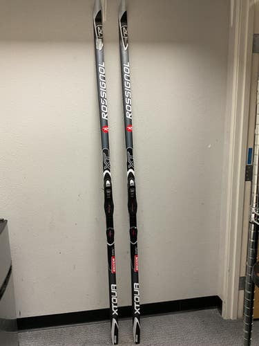 Used Rossignol XTOUR ESCAPE Mens XC Ski/Binding Black 208 cm 11855-S000203133