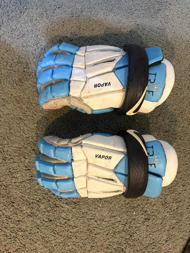 Nike Vapor Lacrosse Gloves (Used)