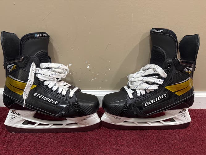 Bauer Supreme Ultrasonic Hockey Skates Canadian made Pro Stock 9 (New) Item#US9