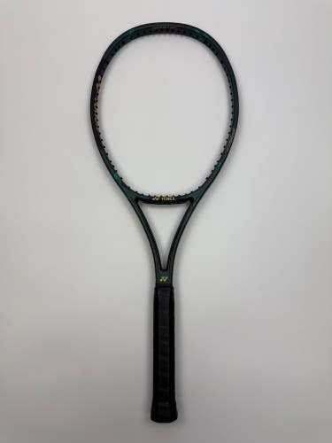 Yonex Vcore Pro 100 2020, 4 1/4 Excellent 9.5/10
