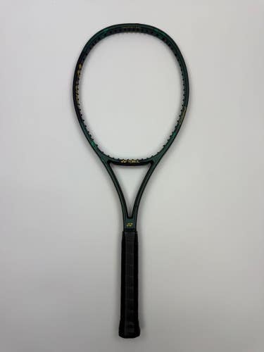 Yonex Vcore Pro 100 2020, 4 1/4 Excellent 9.5/10