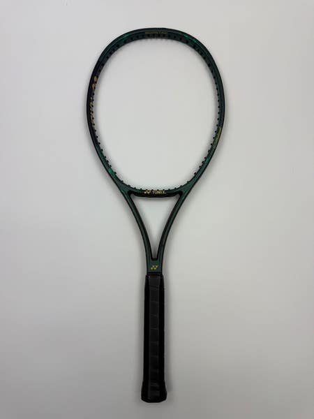 Yonex Vcore Pro 100 2020, 4 1/4 Excellent 9.5/10 | SidelineSwap 