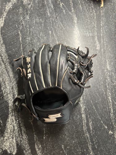 SSK Z5 RH Infield Baseball Glove 10.5" (Used)