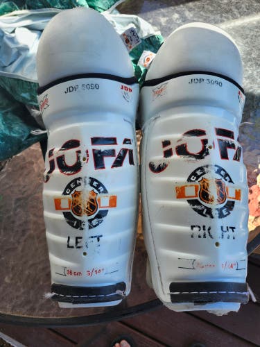Senior Jofa 5090 14" Shin Pads (Used)