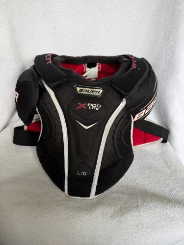 Bauer Vapor X800 Lite Hockey Shoulder Pads Junior Large Black/Red Lightweight